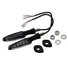 Paire de clignotants et leurs accessoires de montage