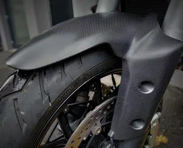 Garde boue avant carbone Ducati - 96981141A