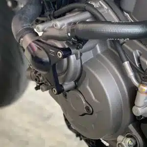 Cache pompe à eau Ducati