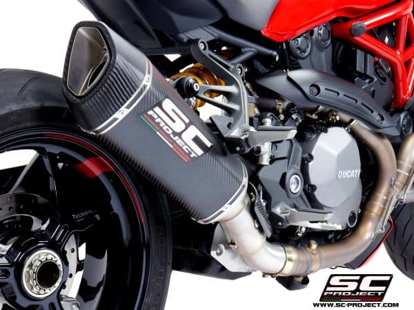 Silencieux en carbone Sc Project pour Ducati Monster 1200