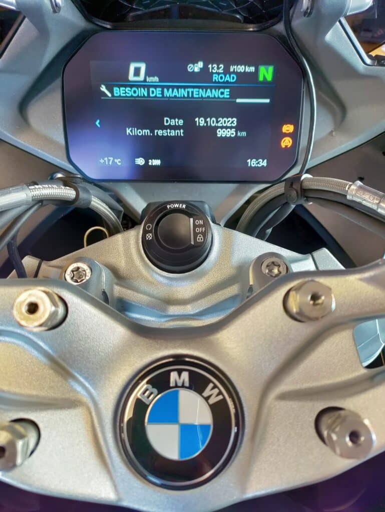 Indicateur de maintenance au tableau de bord BMW moto