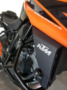 Ecope latérale KTM 1290 Superduke R